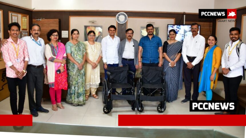 Goldman प्रशांत दादा सपकाळ फाउंडेशन तर्फे बाबुरावजी घोलप महाविद्यालयास व्हीलचेअर भेट.